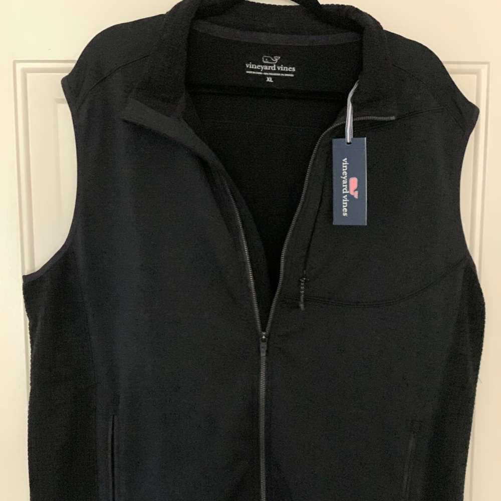 NWT Men’s Vineyard Vines Vest XL Black